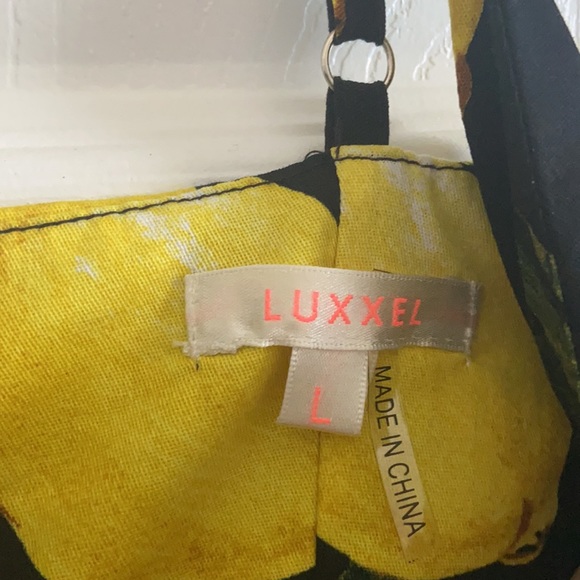 Dress - Picture 4 of 5